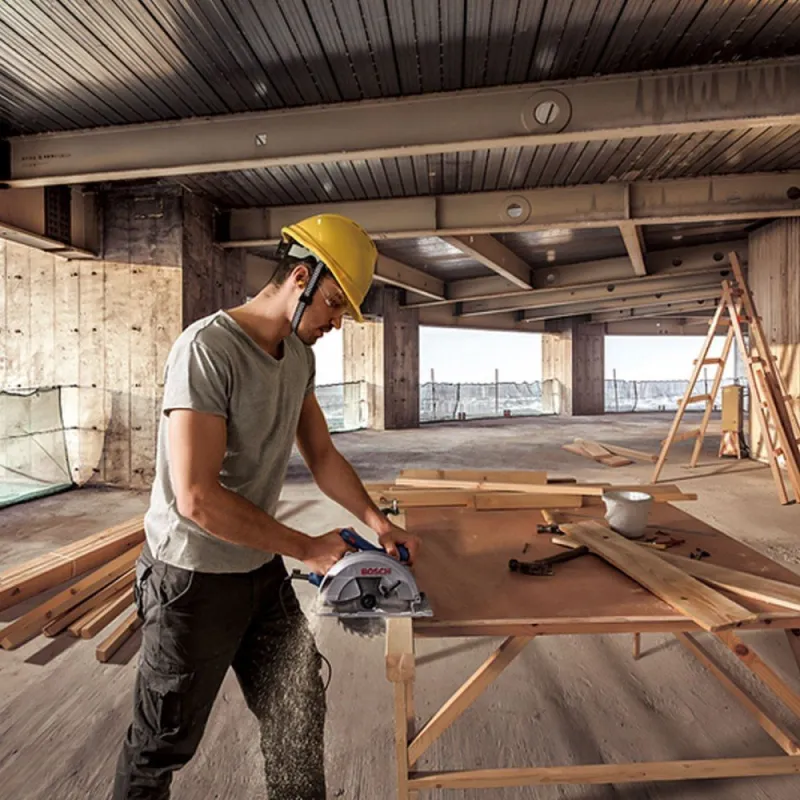 Sierra Circular Bosch GKS 150 Profesional 7 1/4" - 184mm 1500W con Bolso 461.016949 Sierra Circular Bosch GKS 150 Profesional 7