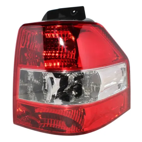 Faro Posterior DER Suzuki APV 1600 G16A GC416 2005-2020 OEM