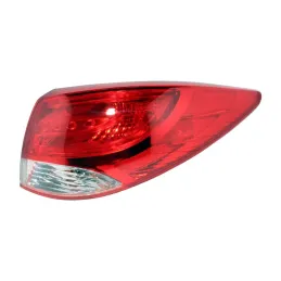 Faro Posterior IZQ Nissan FIERA FRONTIER 2400 2500 KA24E KA24DE YD25DDTI Depo