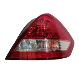 Faro Posterior DER Nissan Tilda 1500 1600 1800 HR15DE HR16DE MR18DE Depo