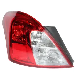 Faro Posterior IZQ Nissan Versa 1600 HR16DE N17X 2011-2019 OEM