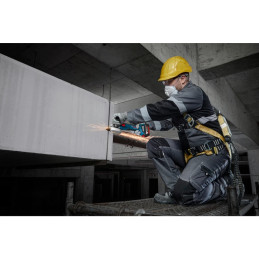 Amoladora Angular GWS 18V-8 5" 18V Brushless Incl 2 Bat 4.0 Ah + Carg Bosch 06019N90E3