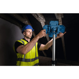 Torre de Iluminacion GLT 18V-5000 Reflector a Bateria 18V 5000lm 2.2m Bosch 06019P5000