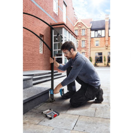 Taladro Percutor GSB 185-LI 1/2" Incl 23 Accesorios Brushless 2Bat 1Cargador Bosch 06019K31E2
