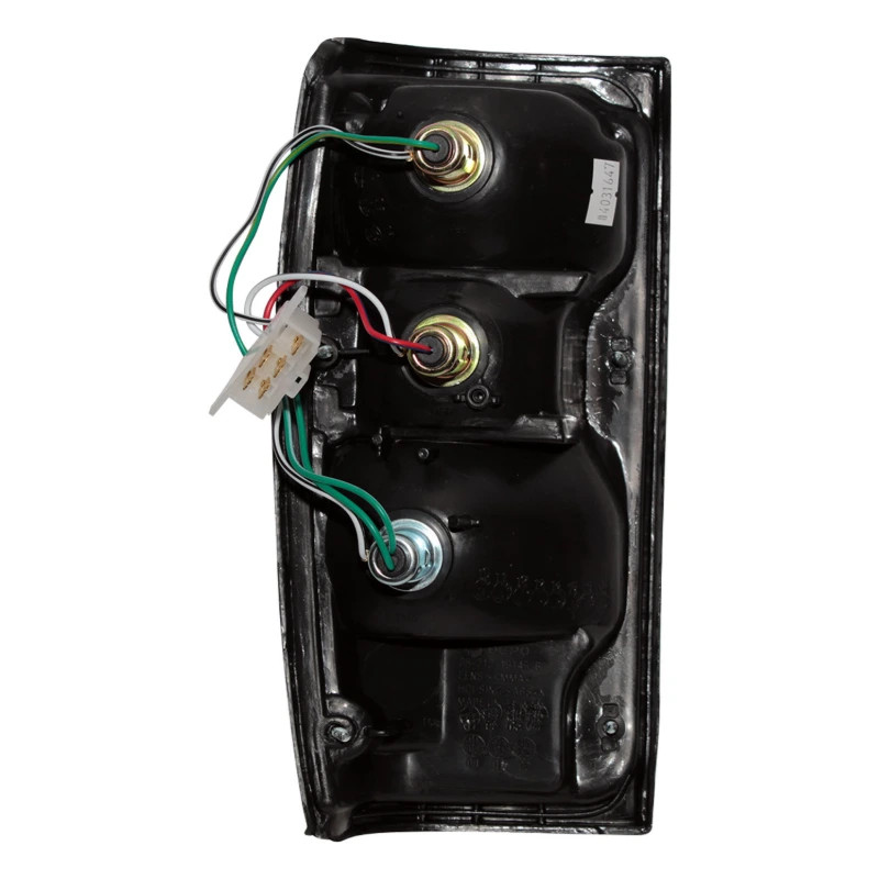 Faro Posterior DER Toyota Hilux 3Y 2L OHV YN52 YN57 LN60 LN61 1984-1987 Depo