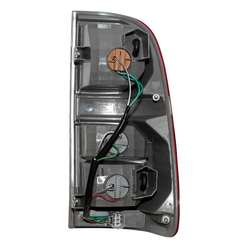 Faro Posterior IZQ Toyota Hilux 1KDFTV 2TRFE 2KDFTV C/S 2011-2015 Depo