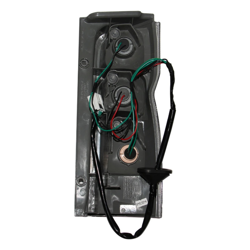Faro Posterior IZQ Nissan Urvan ZD30DDTI E25 2006-2012 Depo