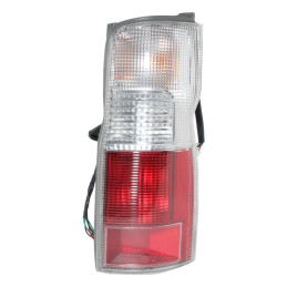 Faro Posterior DER Nissan Urvan ZD30DDTI E25 2006-2012 Depo