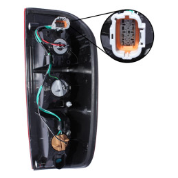 Faro Posterior DER Nissan Frontier Navara YD25DDTI D40T 2006-2013 Depo