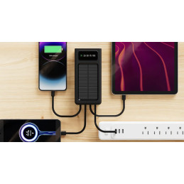 Power Bank Solar XPB-200 con Cables de Cargador 20000mAh Xtech AC004XTK74